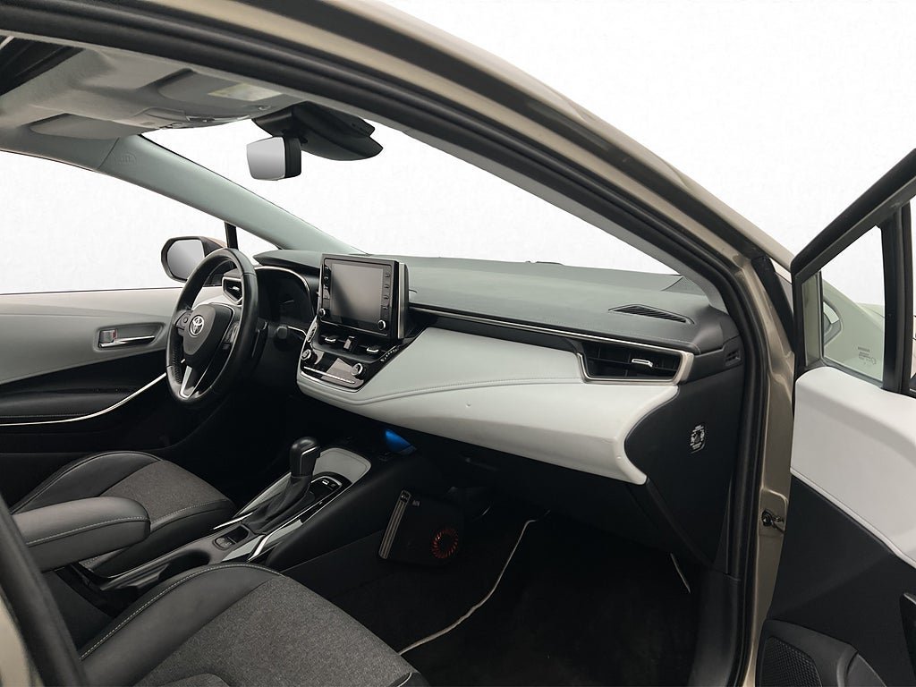 Vehicle Image 27
