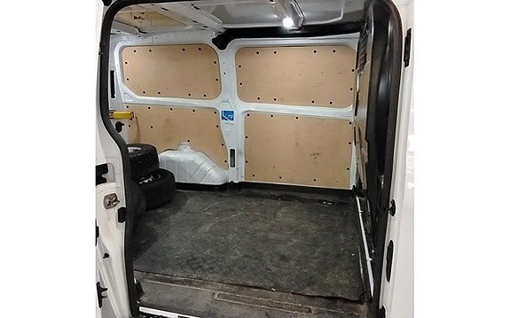 Vehicle Image 9