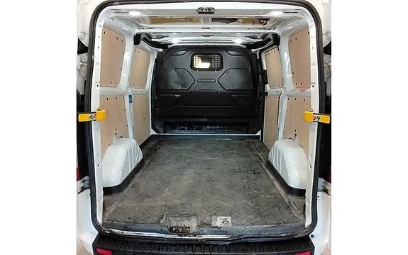 Vehicle Image 10