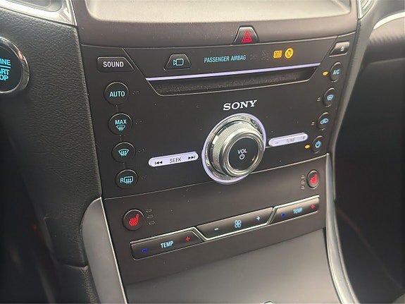 Vehicle Image 28