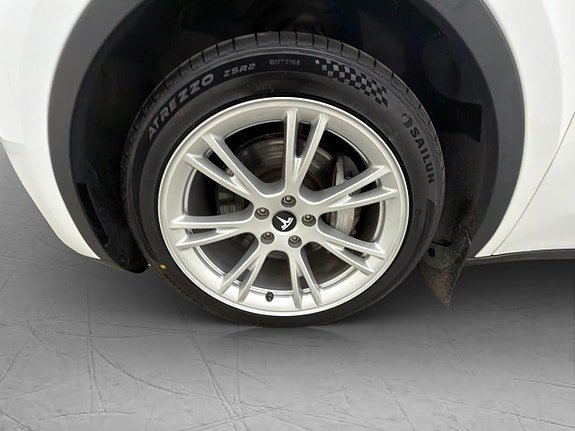 Vehicle Image 33