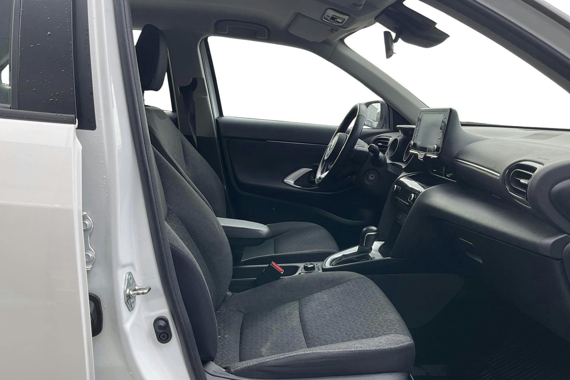 Vehicle Image 7