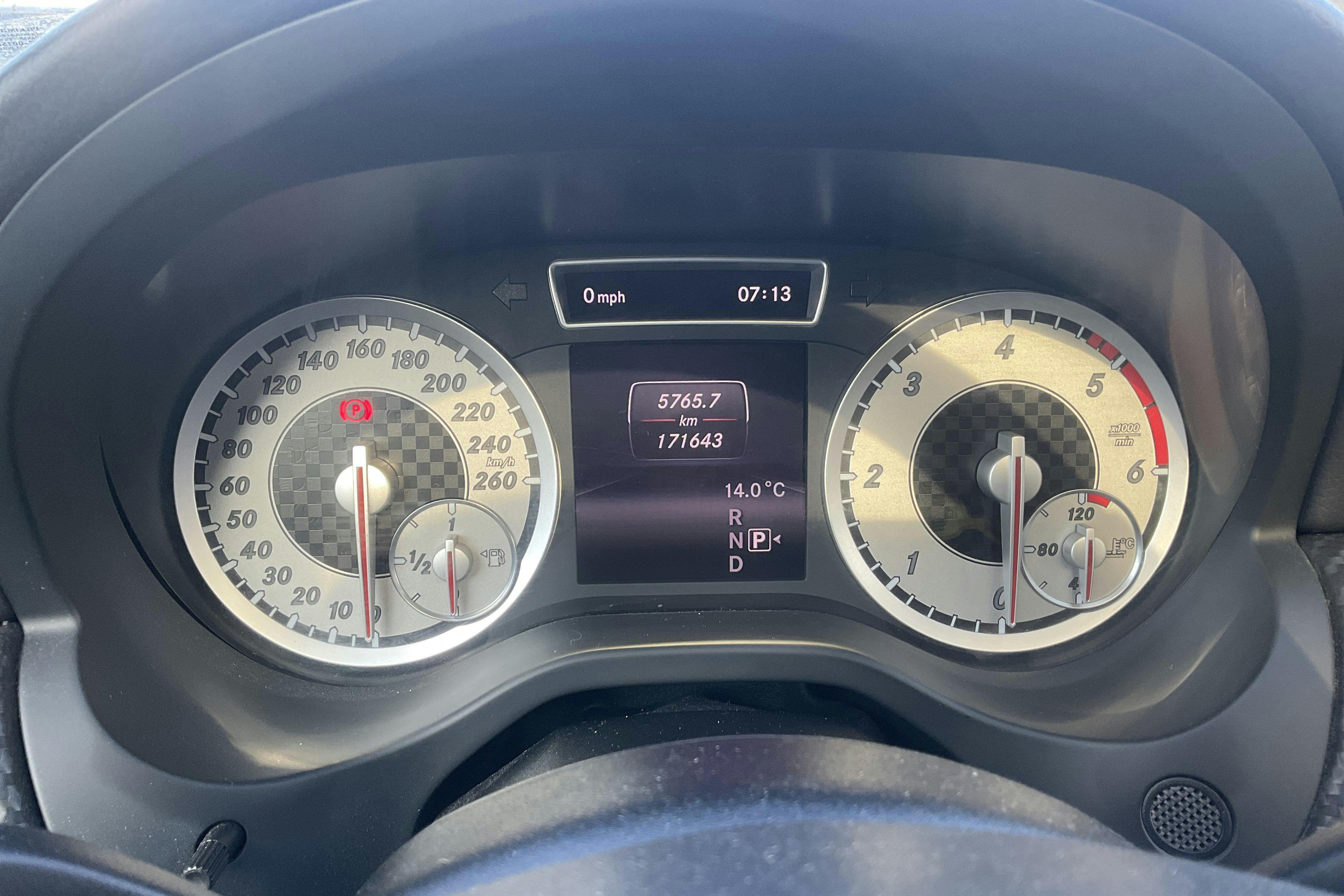 Vehicle Image 11