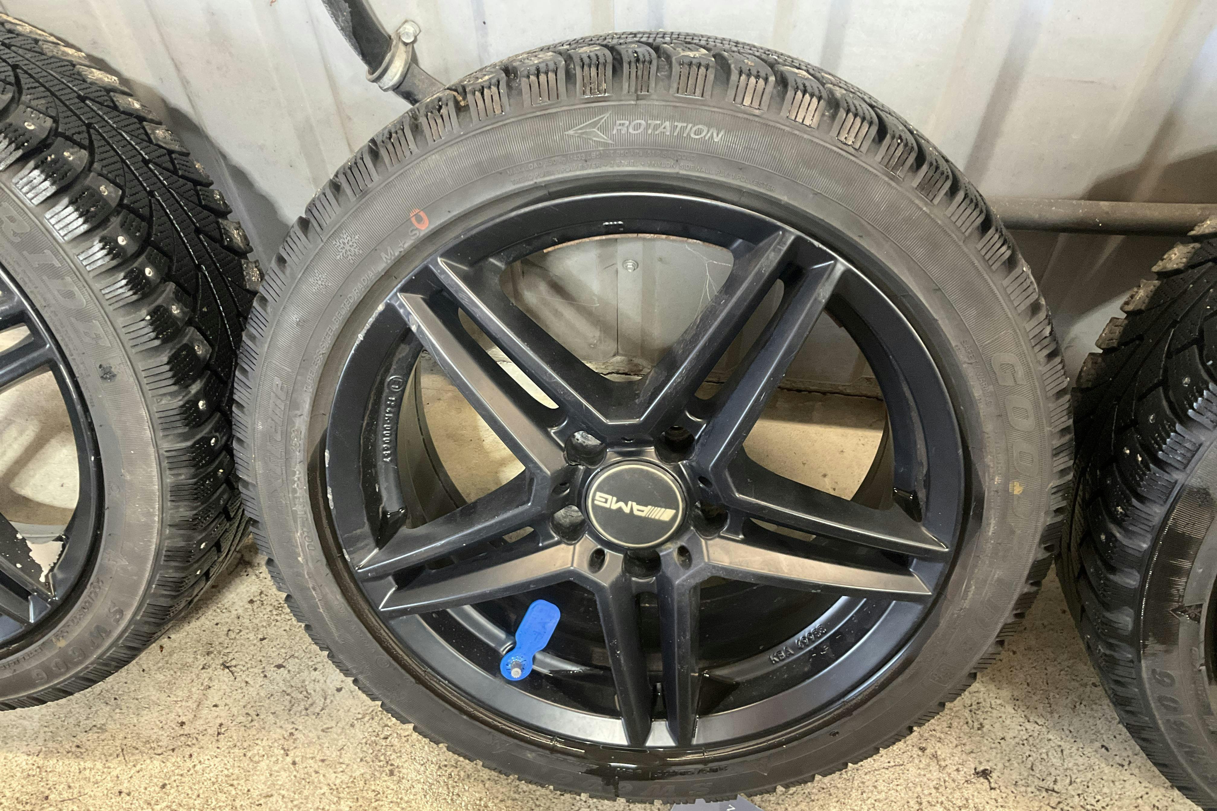 Vehicle Image 19