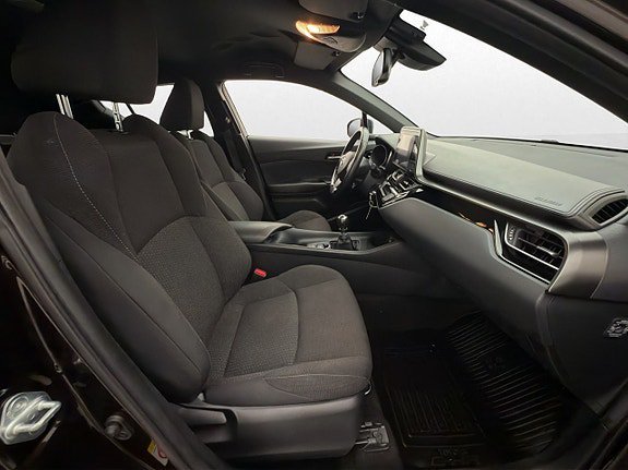 Vehicle Image 21