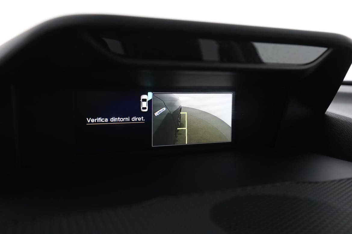 Vehicle Image 25
