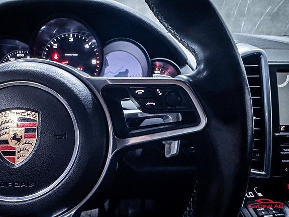 Vehicle Image 24