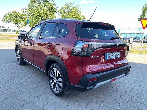 Vehicle Image 7