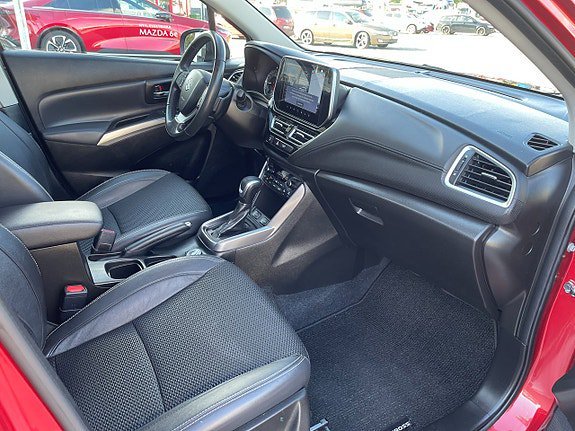 Vehicle Image 18