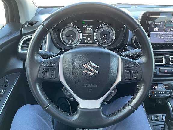 Vehicle Image 21