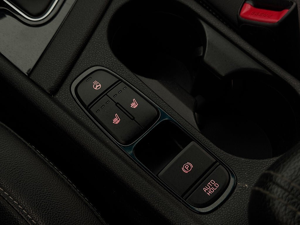 Vehicle Image 33