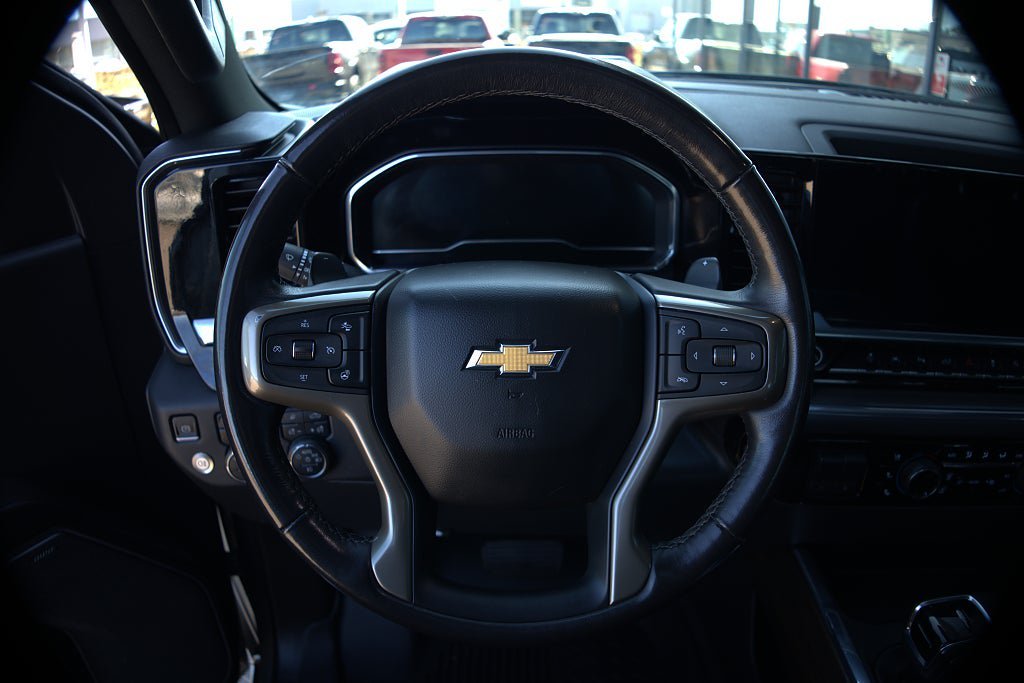 Vehicle Image 18