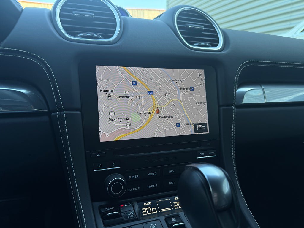 Vehicle Image 23