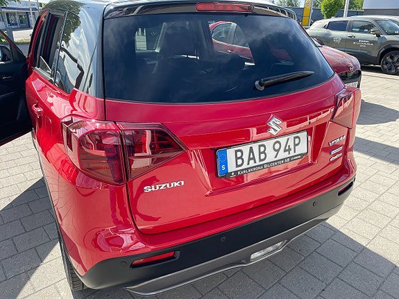 Vehicle Image 17