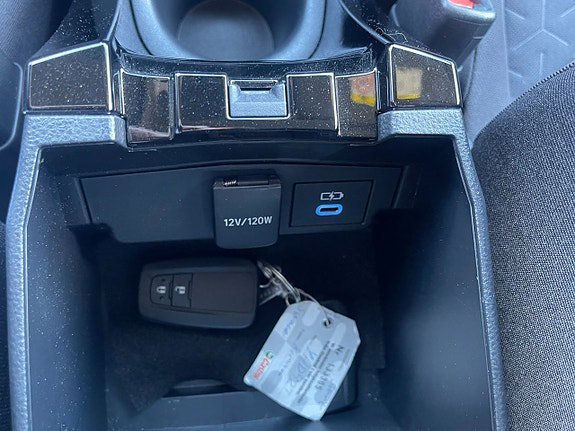 Vehicle Image 26