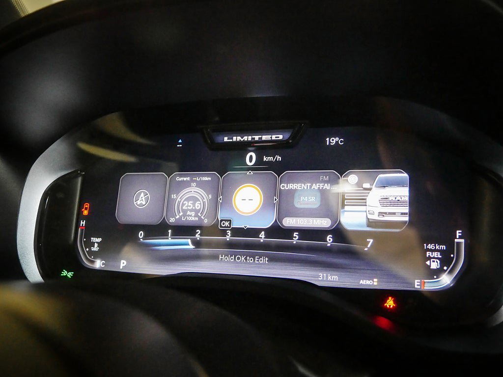 Vehicle Image 8