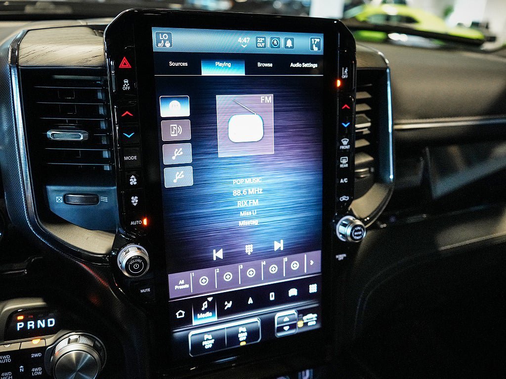 Vehicle Image 15