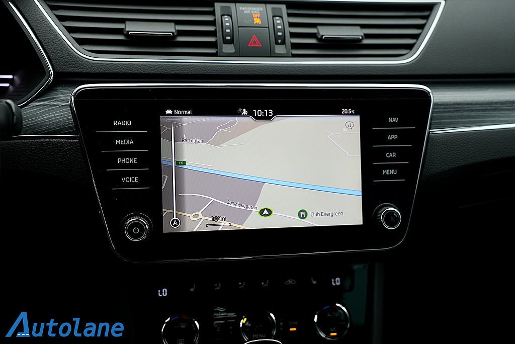 Vehicle Image 21