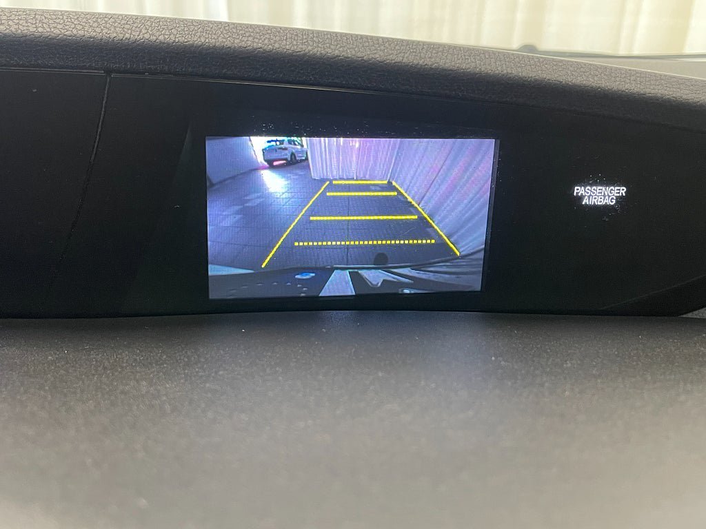 Vehicle Image 12