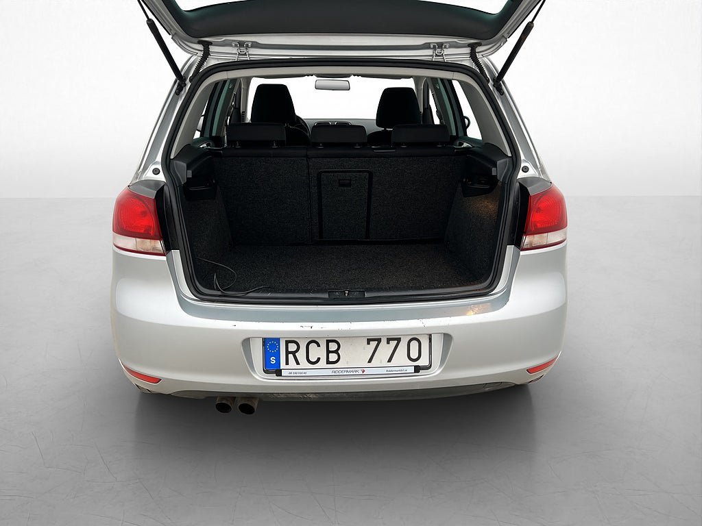 Vehicle Image 21