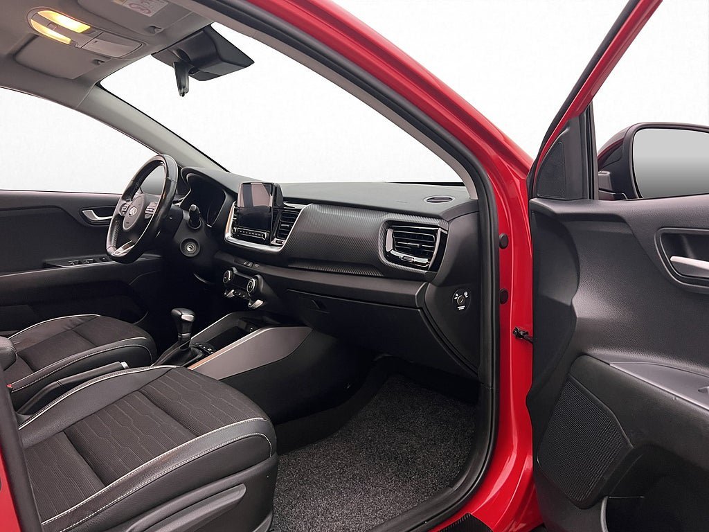 Vehicle Image 24