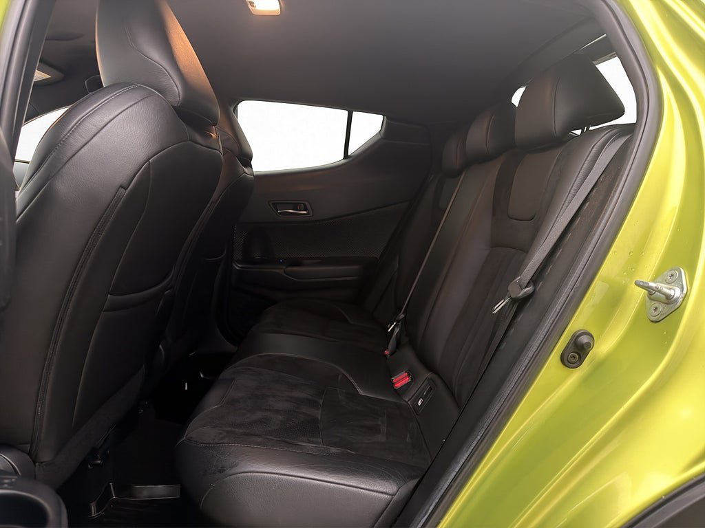 Vehicle Image 23