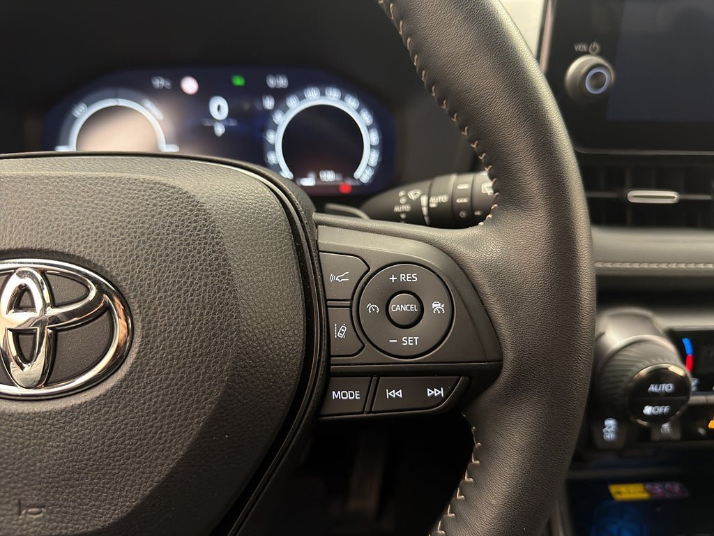 Vehicle Image 20