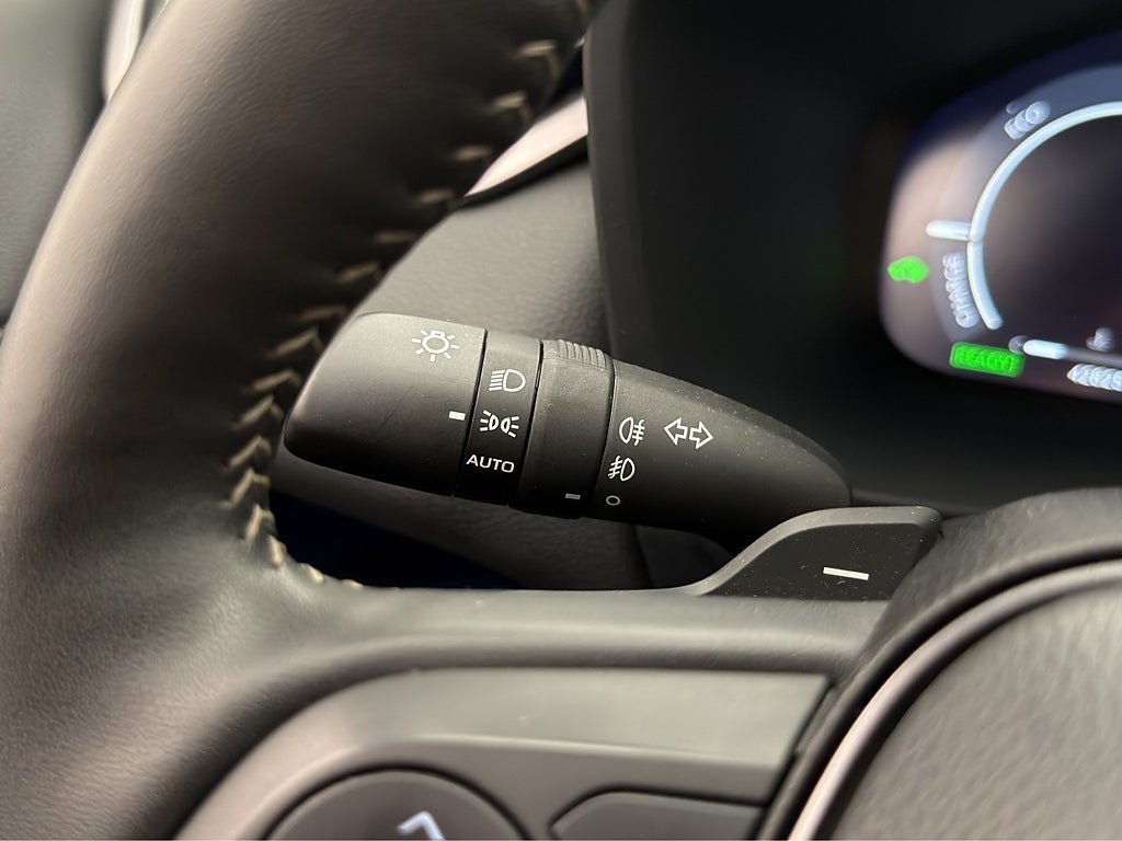 Vehicle Image 21