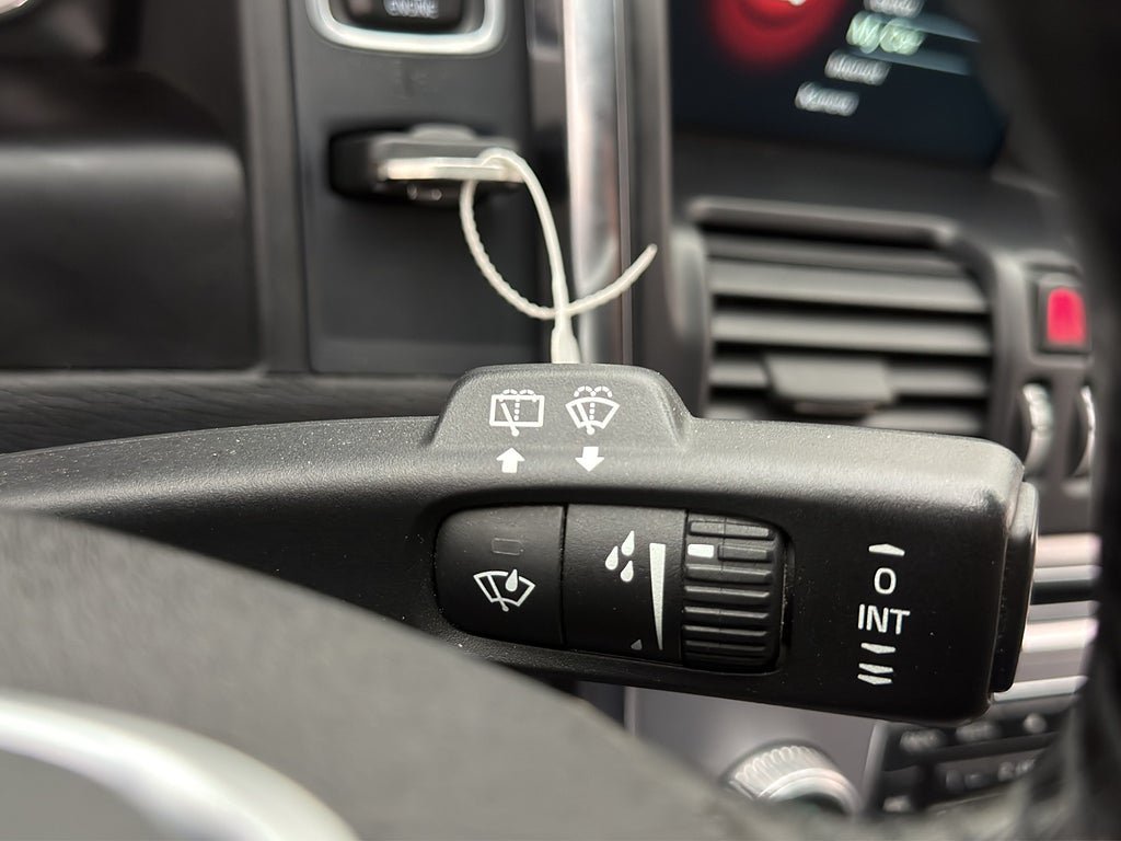 Vehicle Image 29