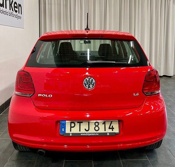 Vehicle Image 23