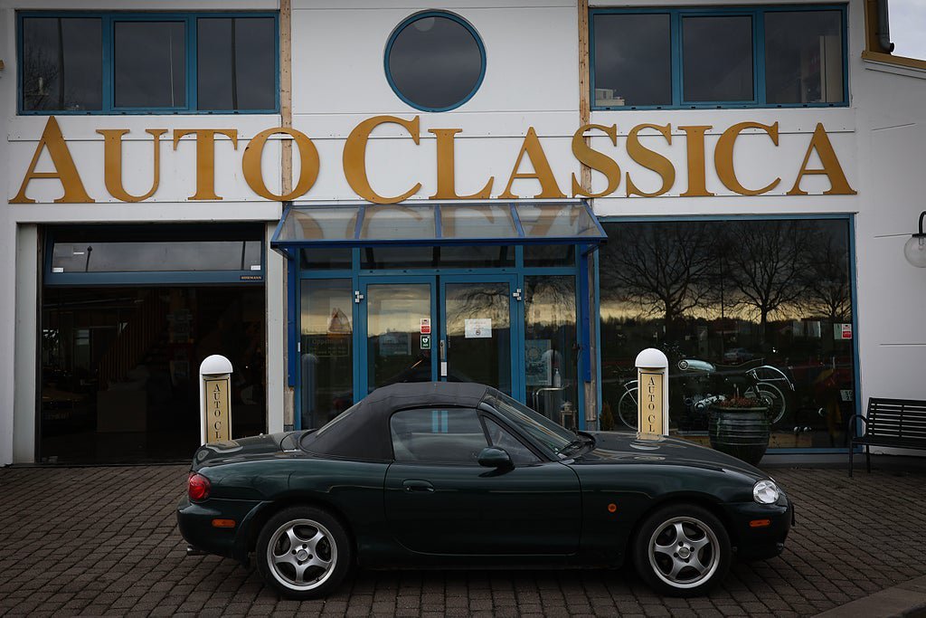 Vehicle Image 9