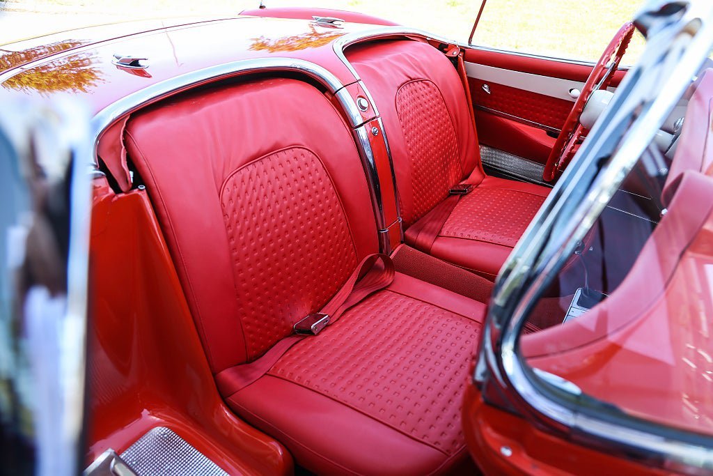 Vehicle Image 21