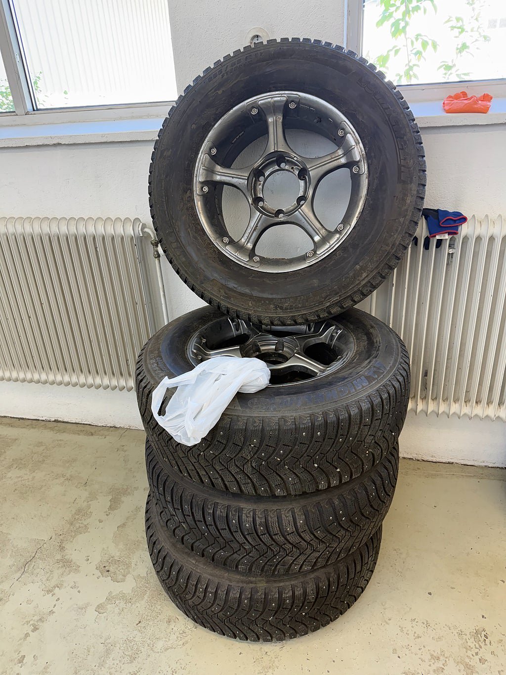 Vehicle Image 11