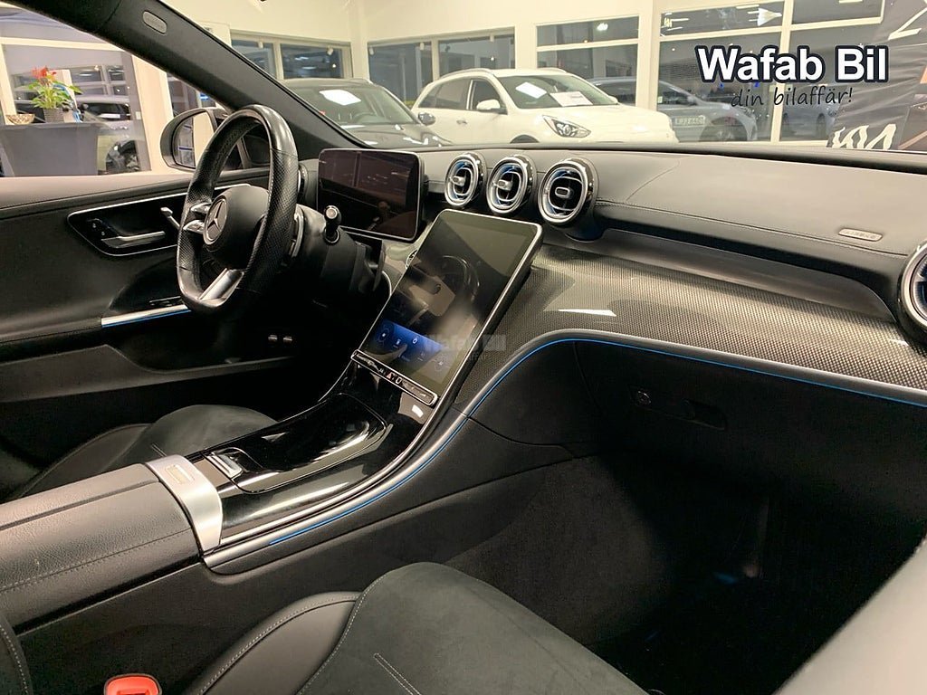 Vehicle Image 26