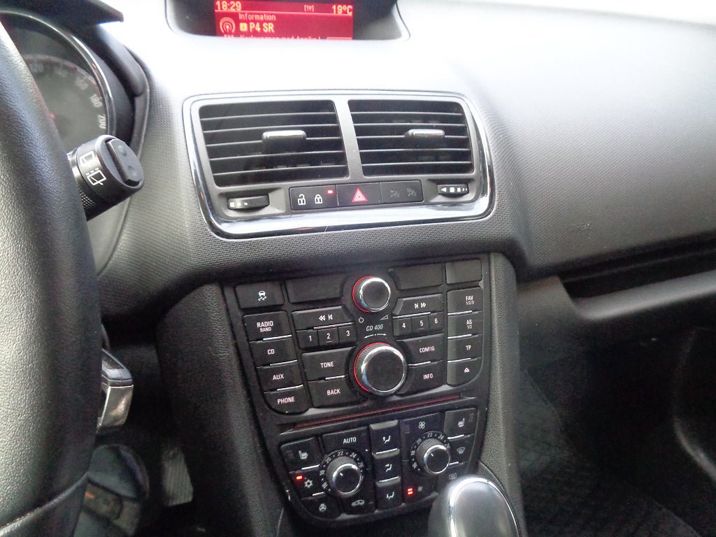 Vehicle Image 23