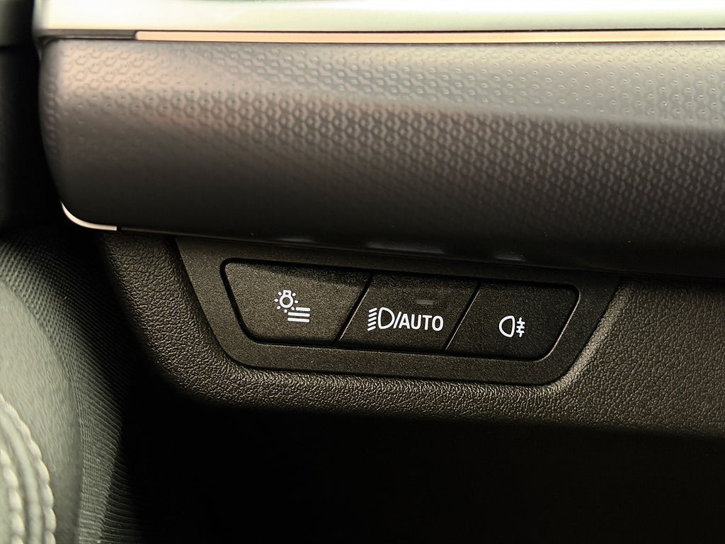 Vehicle Image 29