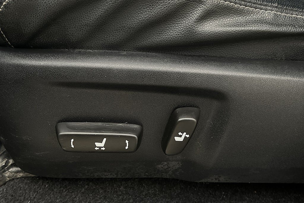 Vehicle Image 27