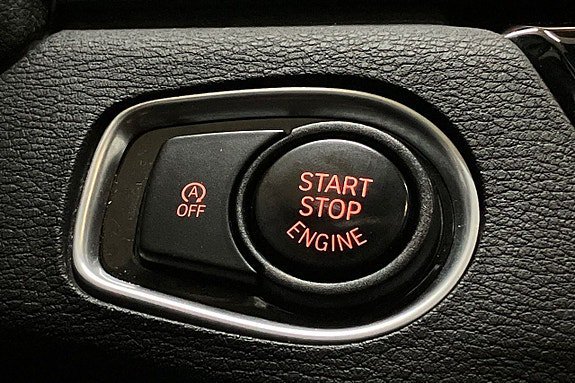 Vehicle Image 29