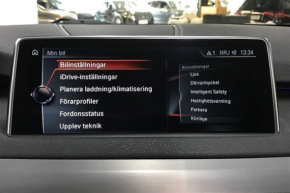 Vehicle Image 27