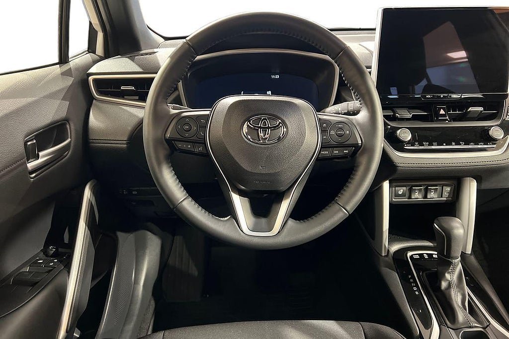 Vehicle Image 12