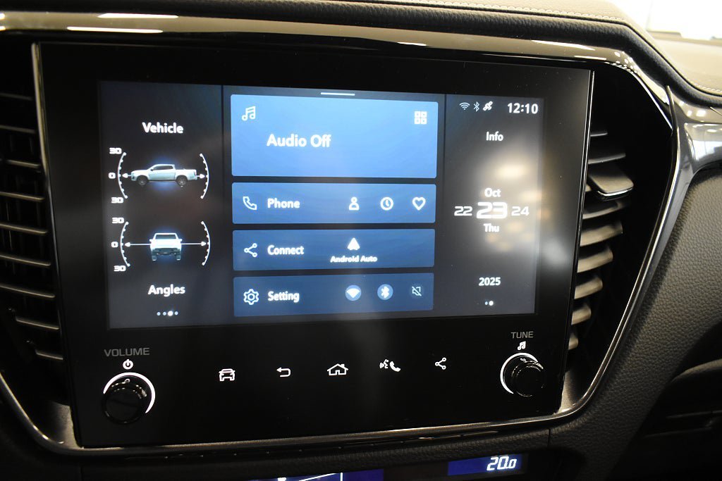 Vehicle Image 18