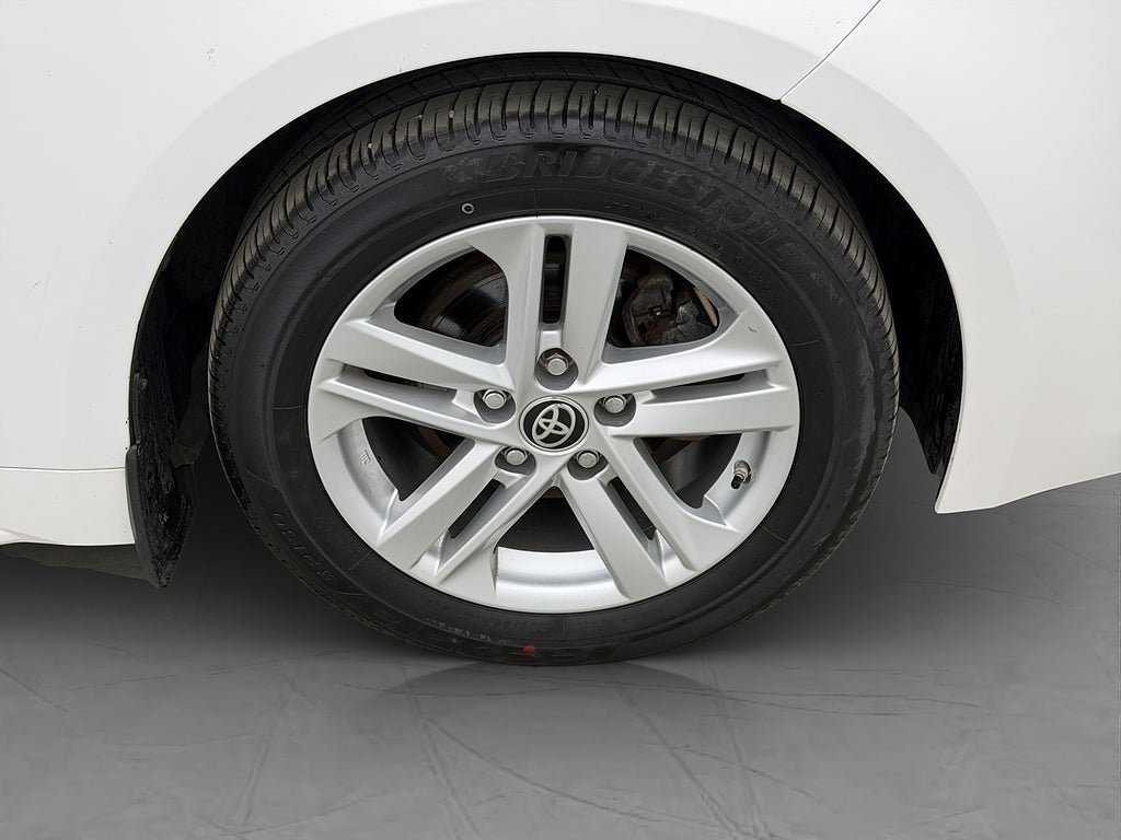 Vehicle Image 13