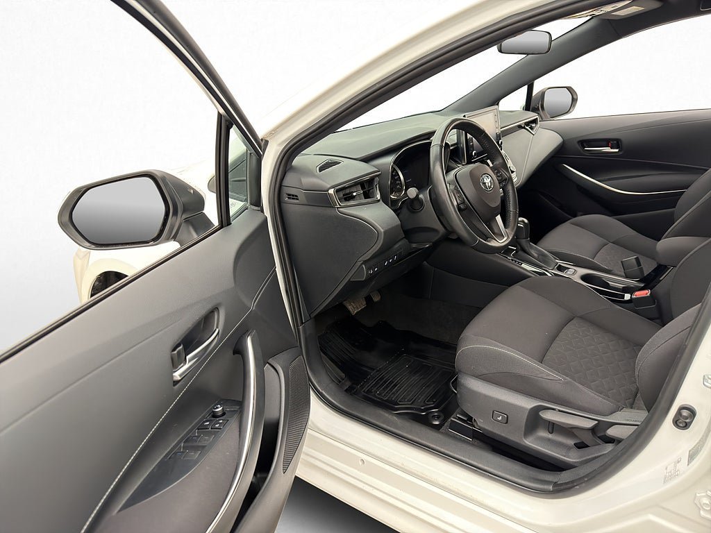 Vehicle Image 19