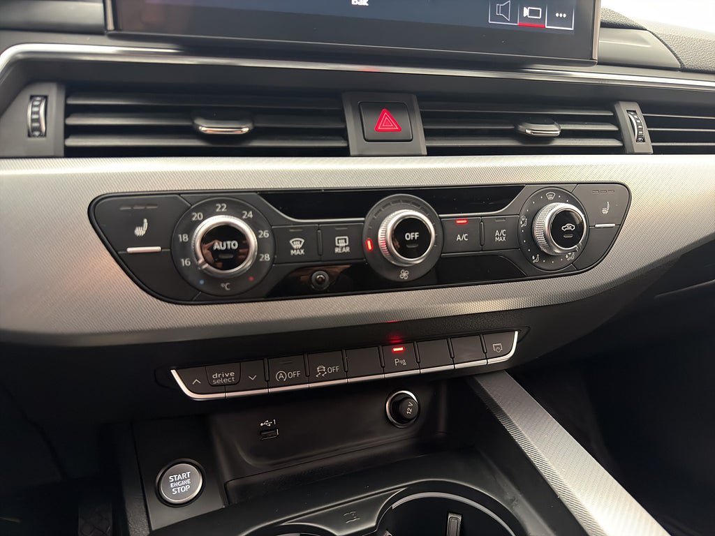 Vehicle Image 27