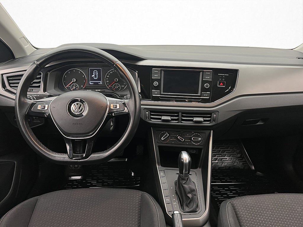 Vehicle Image 19