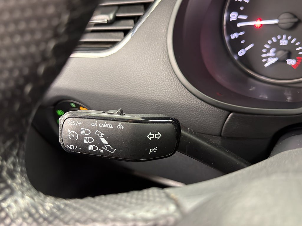 Vehicle Image 29