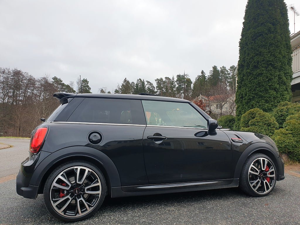 Vehicle Image 40