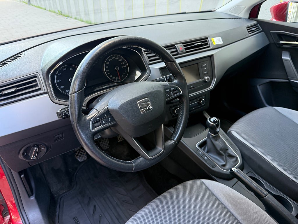 Vehicle Image 8