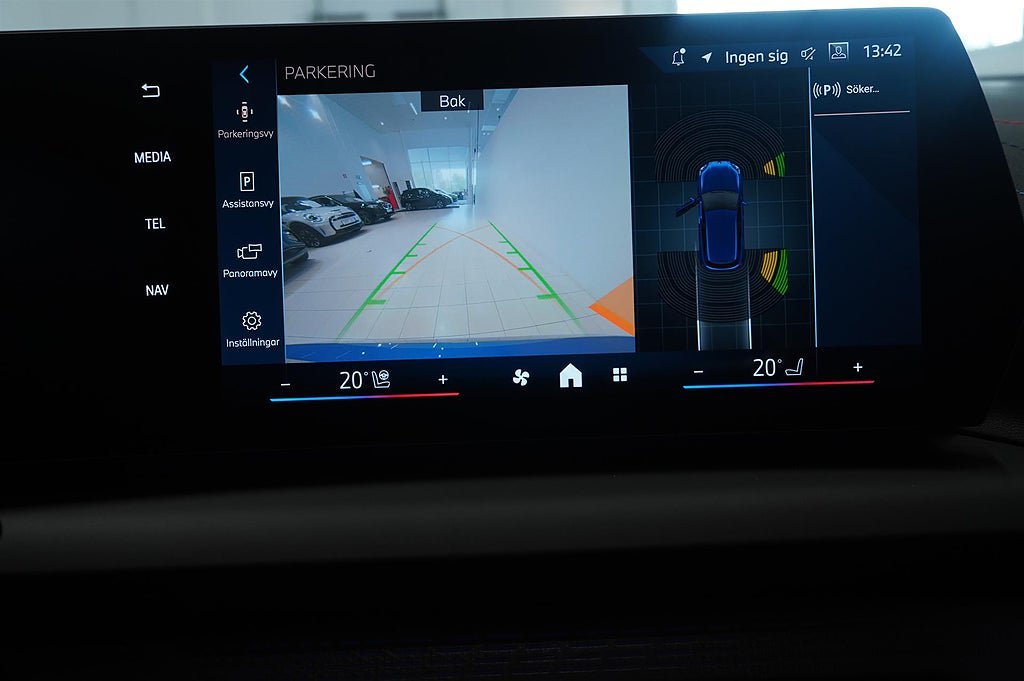 Vehicle Image 15
