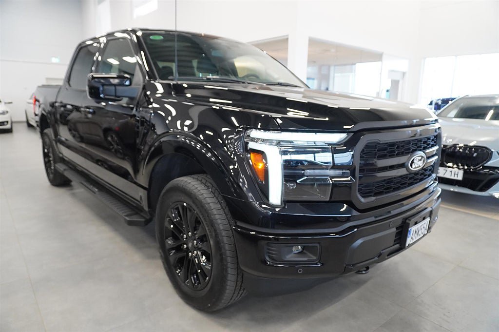 Vehicle Image 6